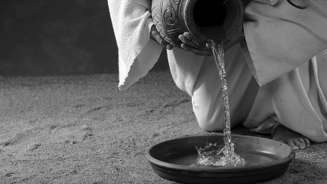 Jezus umije noge svojim učencem